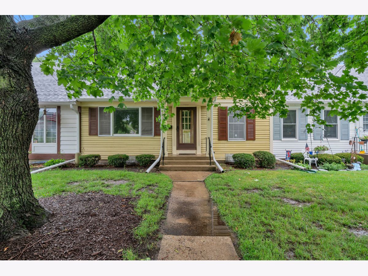 Townhomes & Homes Sold The Gardens Montgomery Illinois, 73 Garden