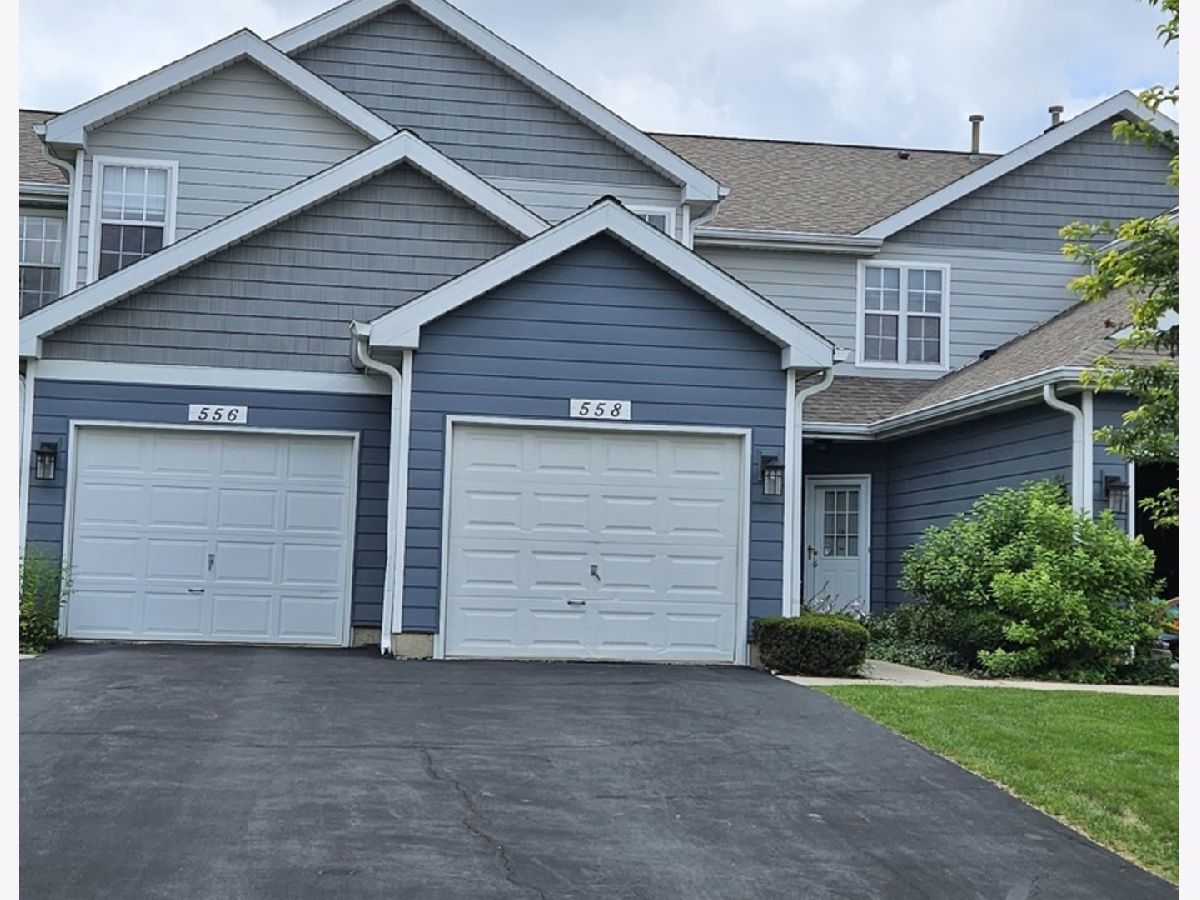Townhomes Rented Woodhaven Mundelein Illinois, 558 Woodhaven