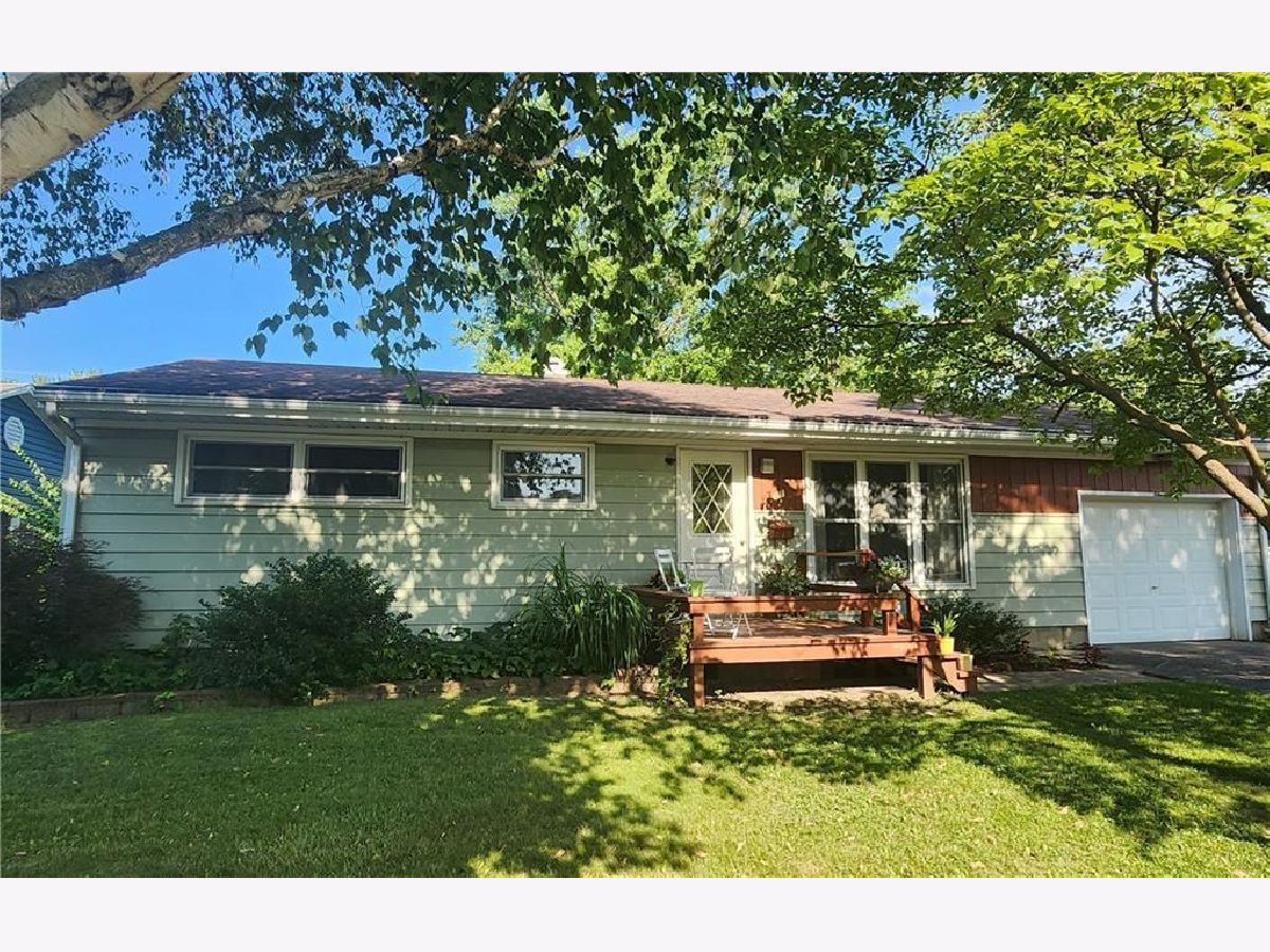  Sold Sullivan , 11 Parkway