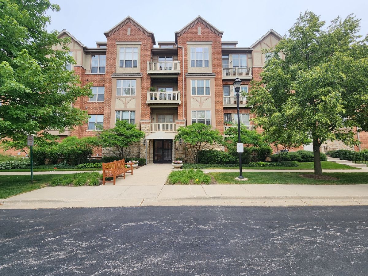 Condos & Townhomes Sold Shermer Place Northbrook Illinois, 1914 Farnsworth