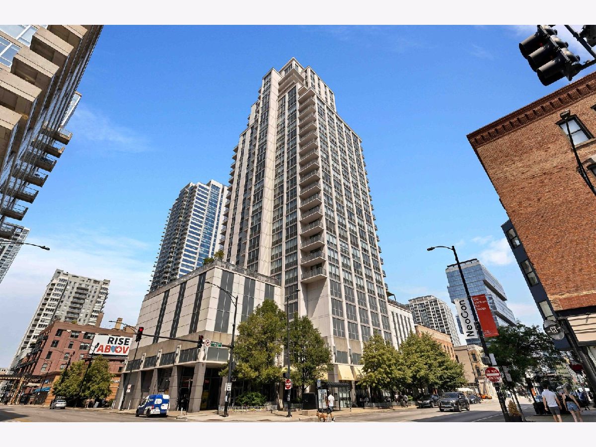 Condominiums Sold The Grand On Grand Chicago Illinois, 200 Grand