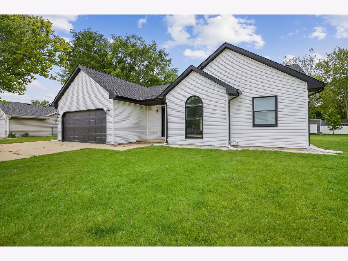 Homes Sold Somerset Urbana Illinois, 2704 Somerset