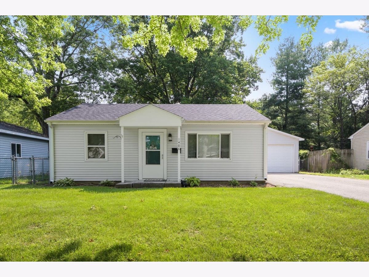Homes Sold Fairlawn Park Urbana Illinois, 1406 Wiley