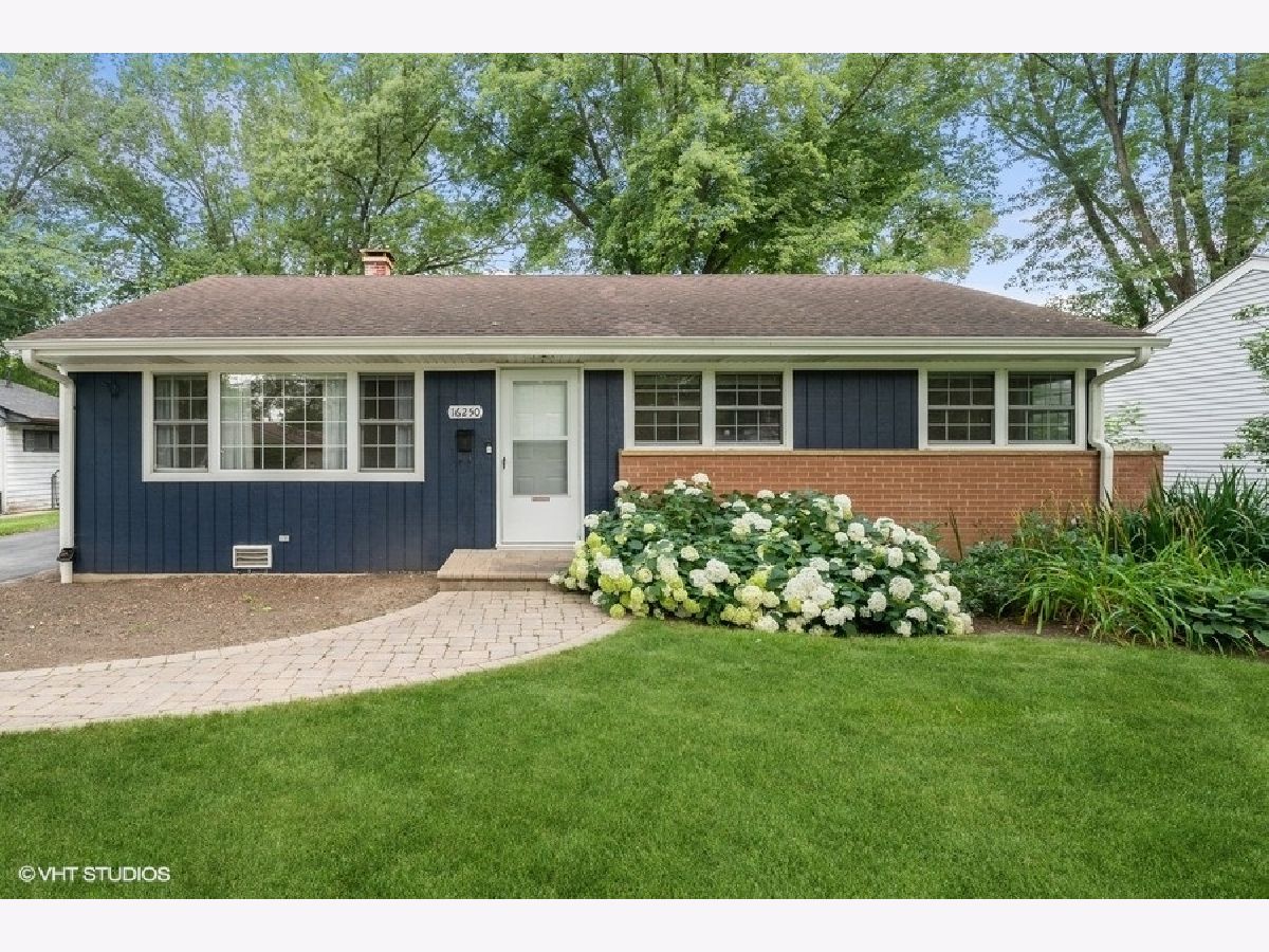 Homes Sold Libertyville Estates Libertyville Illinois, 16250 Arlington