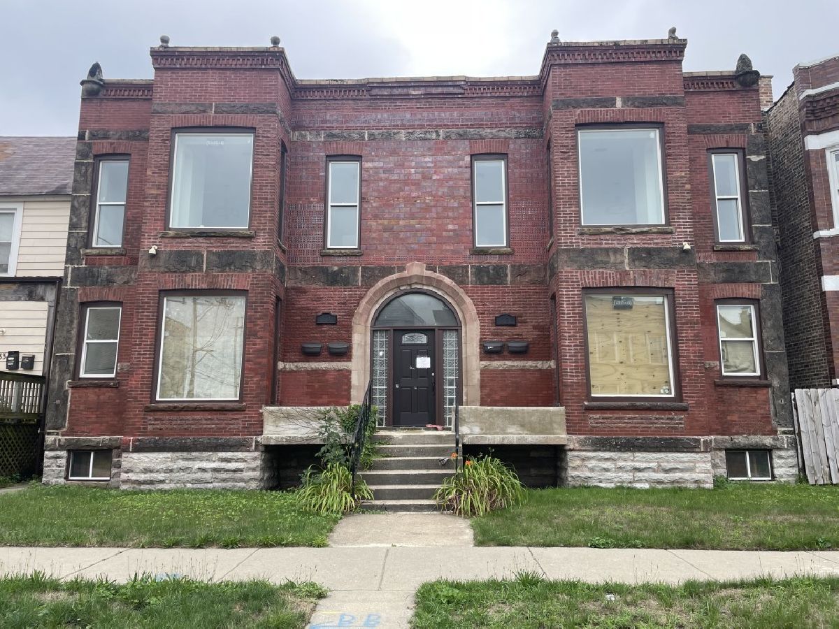 Homes & Condos & Townhomes Sold Southshore Chicago Illinois, 1529 72nd