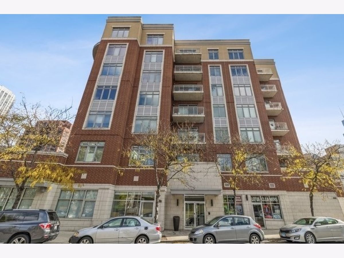 Condominiums Rented Fulton Place Chicago Illinois, 657 Fulton