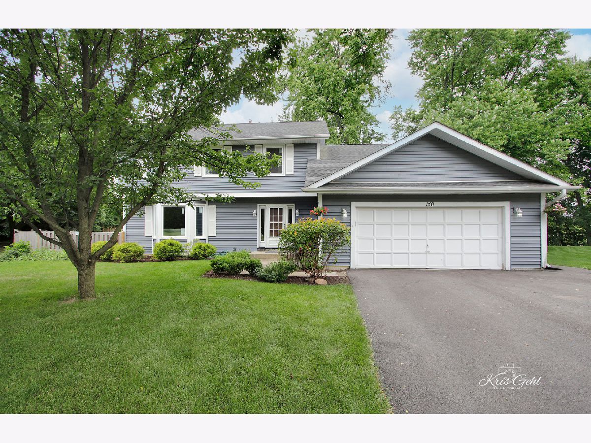 Homes Sold West Trail Grayslake Illinois, 140 West Trail