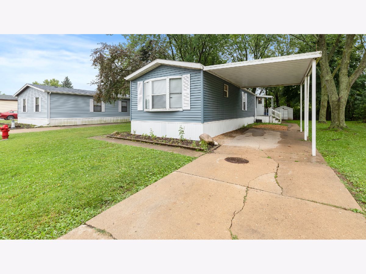 Subdivision Sold Southmoore Estates Dekalb Illinois, 740 Southmoor