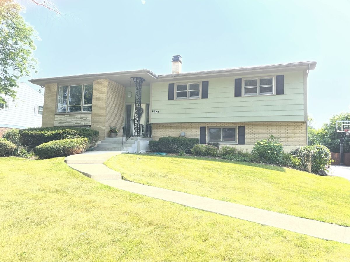 Homes Rented Ridgemoor Estates Willowbrook Illinois, 6543 Stough