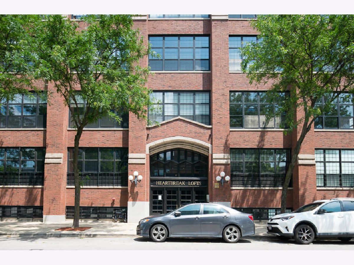 Condos & Townhomes Rented Heartbreak Lofts Chicago Illinois, 17 Loomis