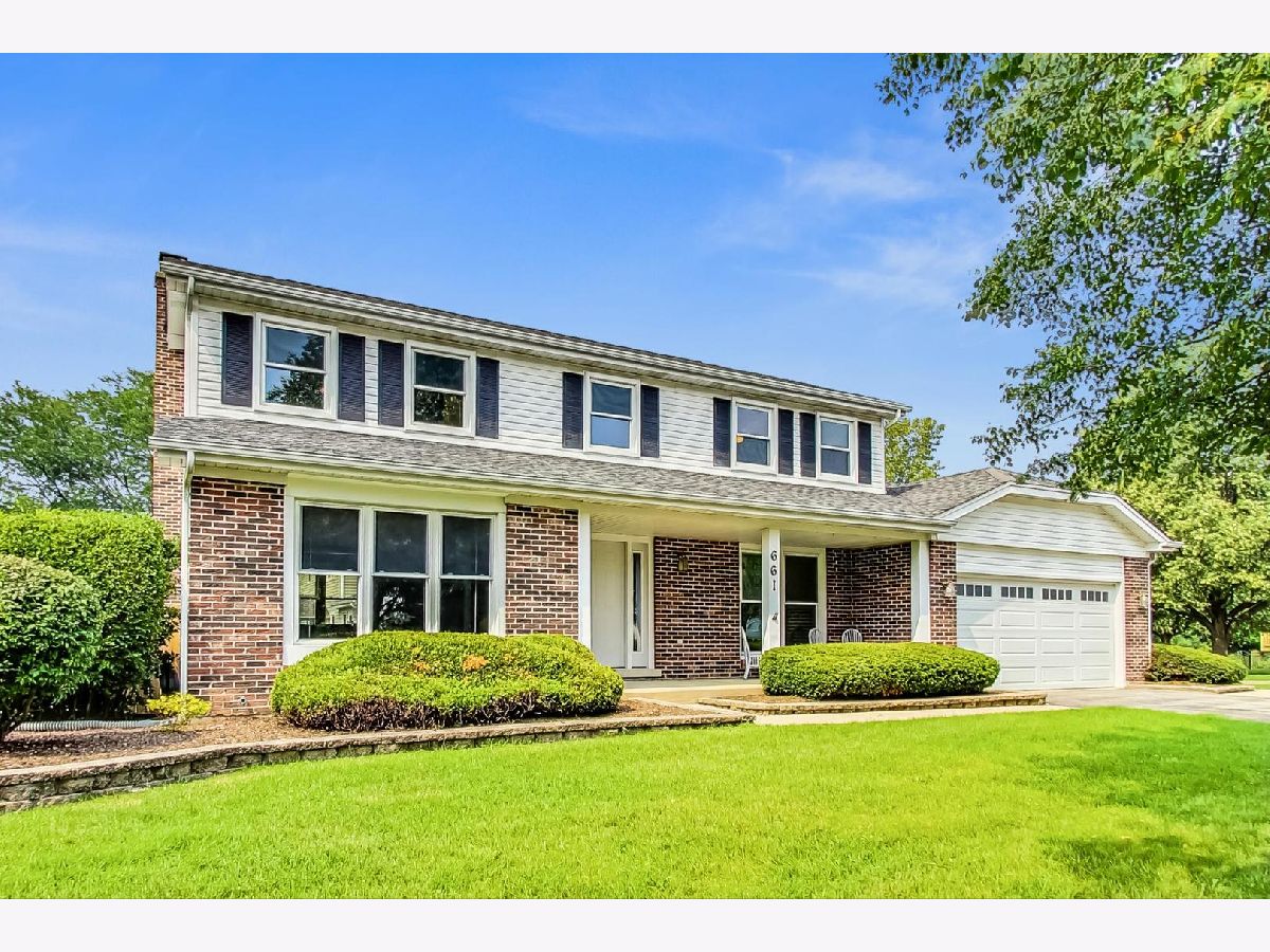 Homes Sold Kingsport Ridge Carol Stream Illinois, 661 Stuart