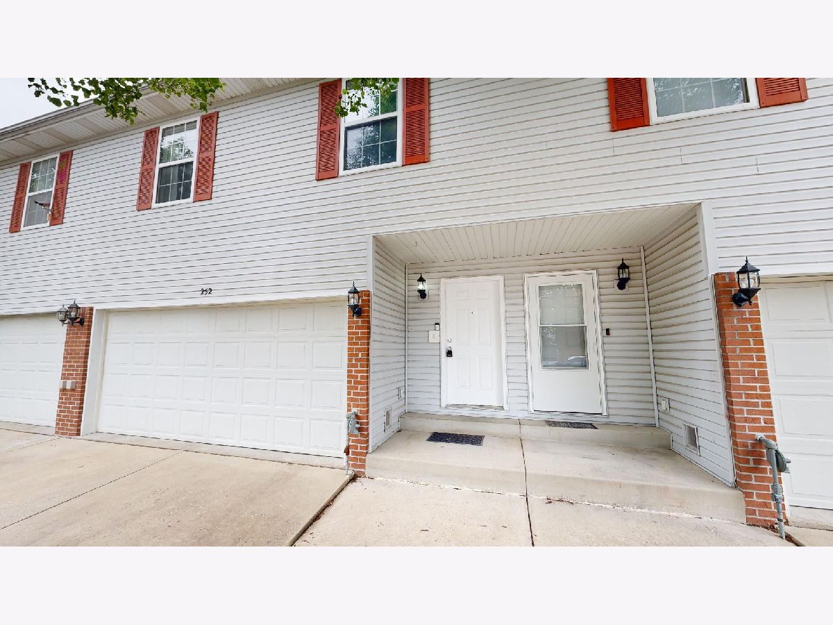 Condos & Townhomes & Homes Sold Northpark Normal Illinois, 252 Parktrail