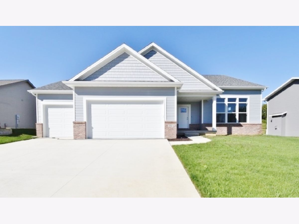 Homes Sold Beecher Trails Downs Illinois, 304 Raef