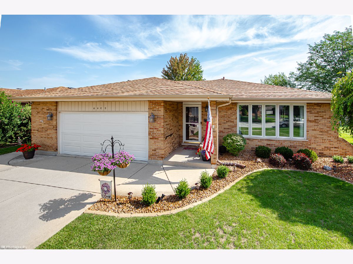 Townhomes & Condos & Homes Sold Westberry Village West Tinley Park Illinois, 8500 162nd