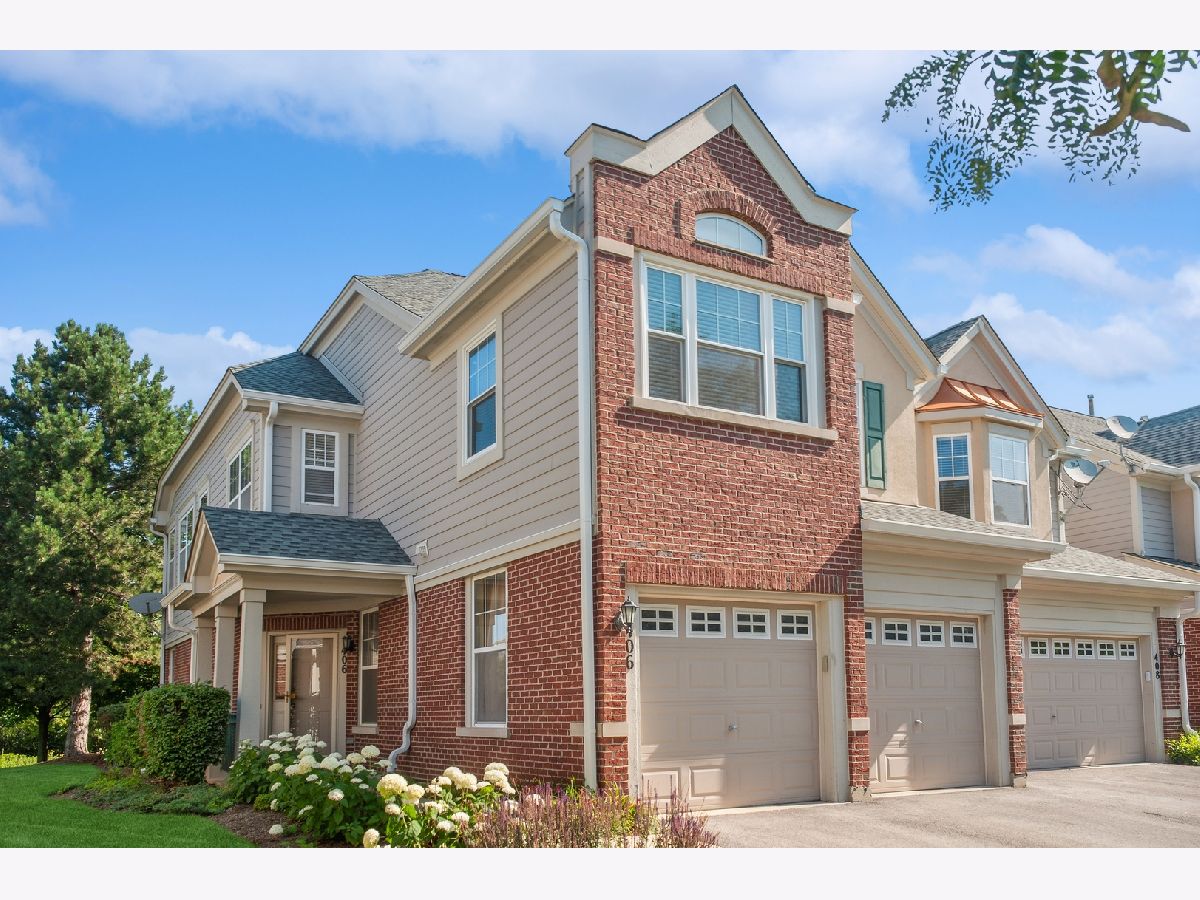 Townhomes & Condos Rented Pinehurst Vernon Hills Illinois, 406 Pine Lake