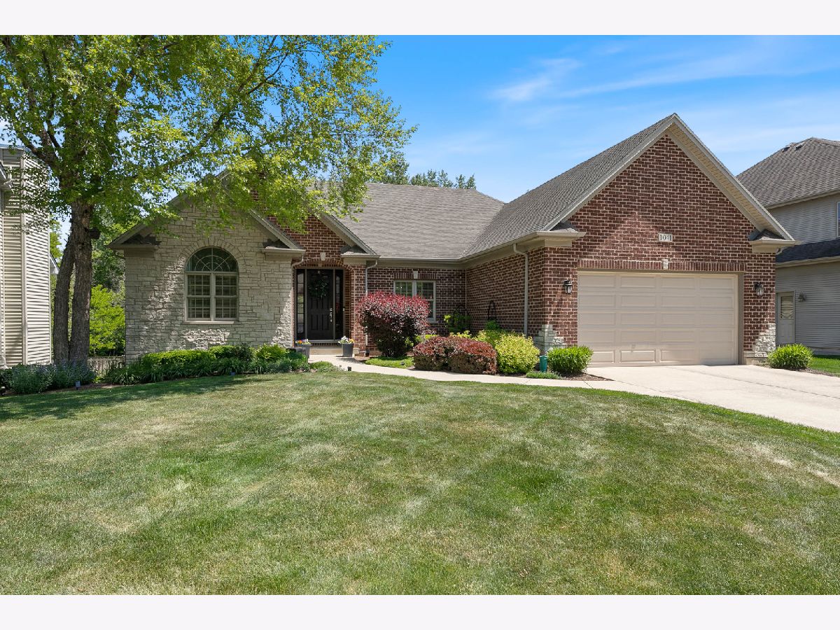Homes Sold Deer Glen Estates Glen Ellyn Illinois, 1041 Deer Glen