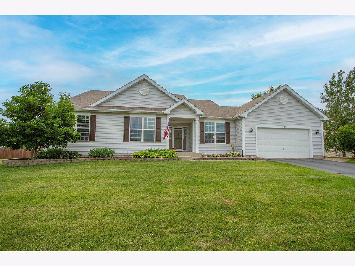 Condos & Townhomes & Homes Sold Tuscany Woods Hampshire Illinois, 728 Marcello