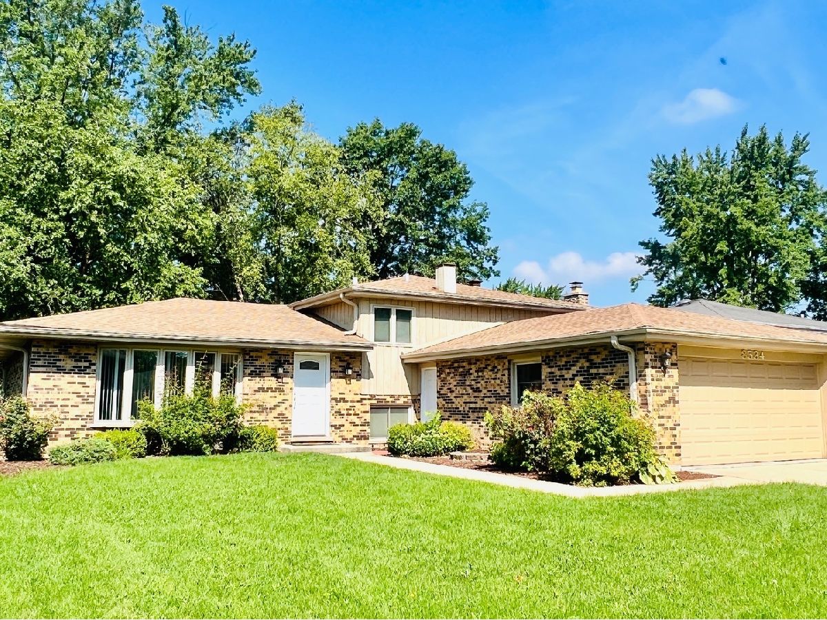 Homes Rented Farmingdale Village Darien Illinois, 8534 Harvest