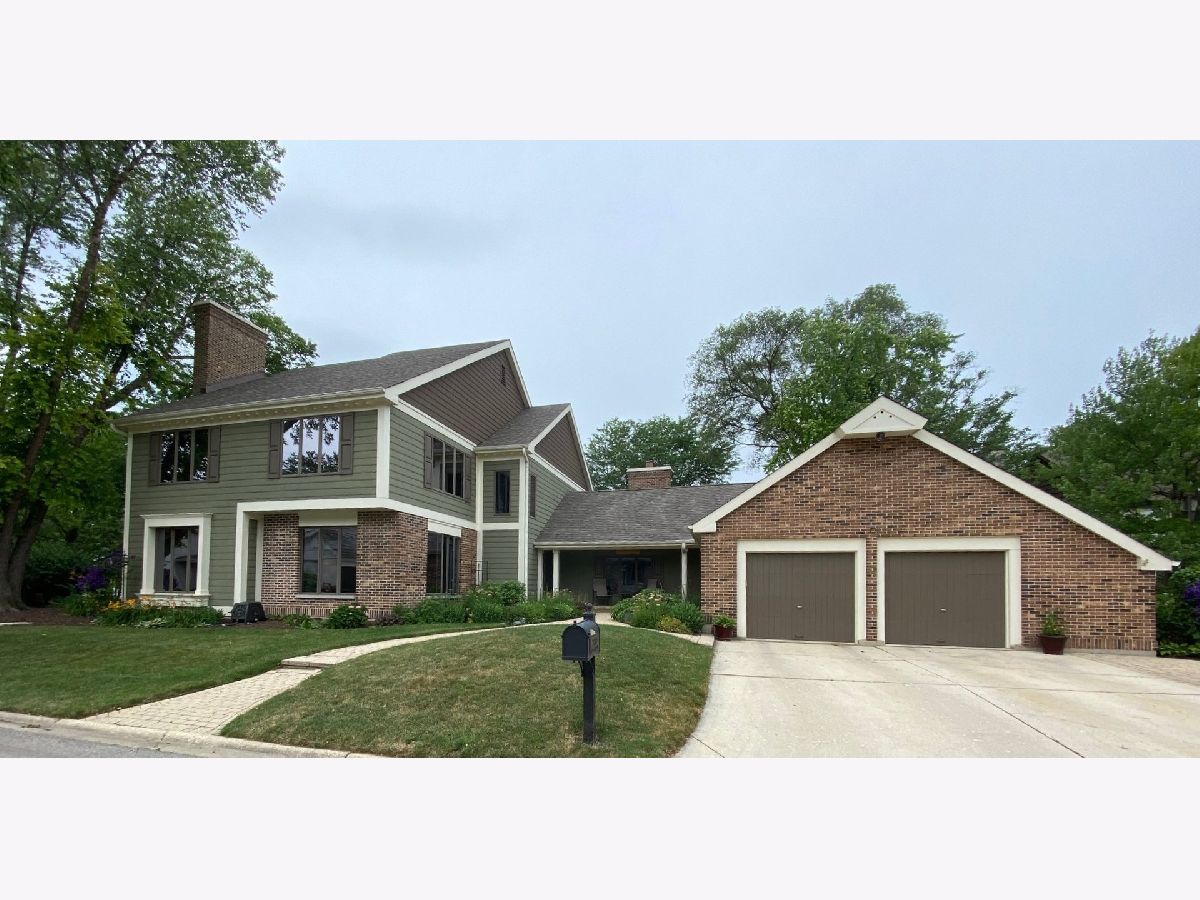 Homes Rented Pheasant Hollow Wheaton Illinois, 2S002 Country Club