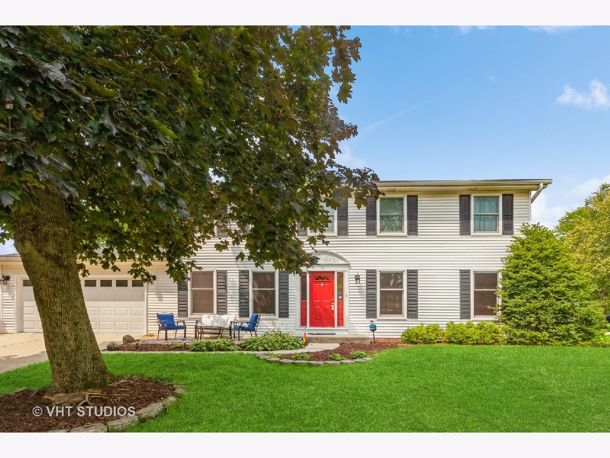 Homes & Condos & Townhomes Rented Brush Hill Naperville Illinois, 19 Green Valley