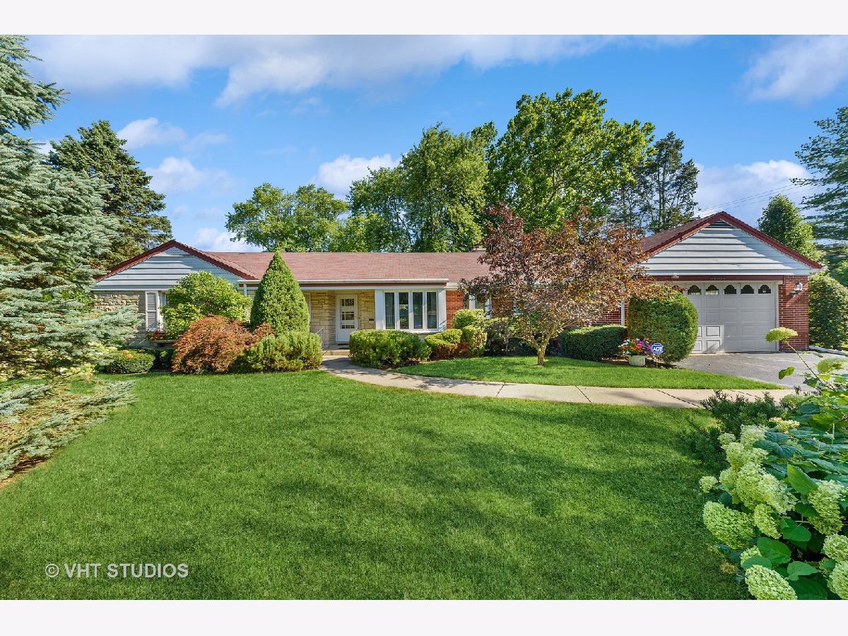 Homes & Townhomes & Condos Sold Lions Park Mount Prospect Illinois, 519 Main