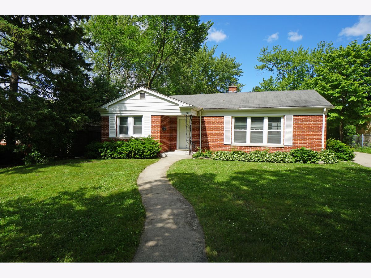 Homes Rented Braeside Highland Park Illinois, 93 Blackhawk