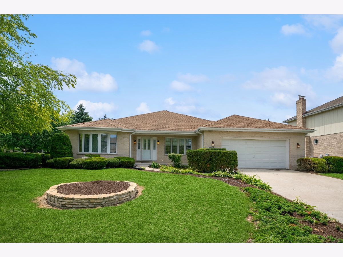 Homes & Townhomes Sold Timbers Estates Tinley Park Illinois, 17236 Briar