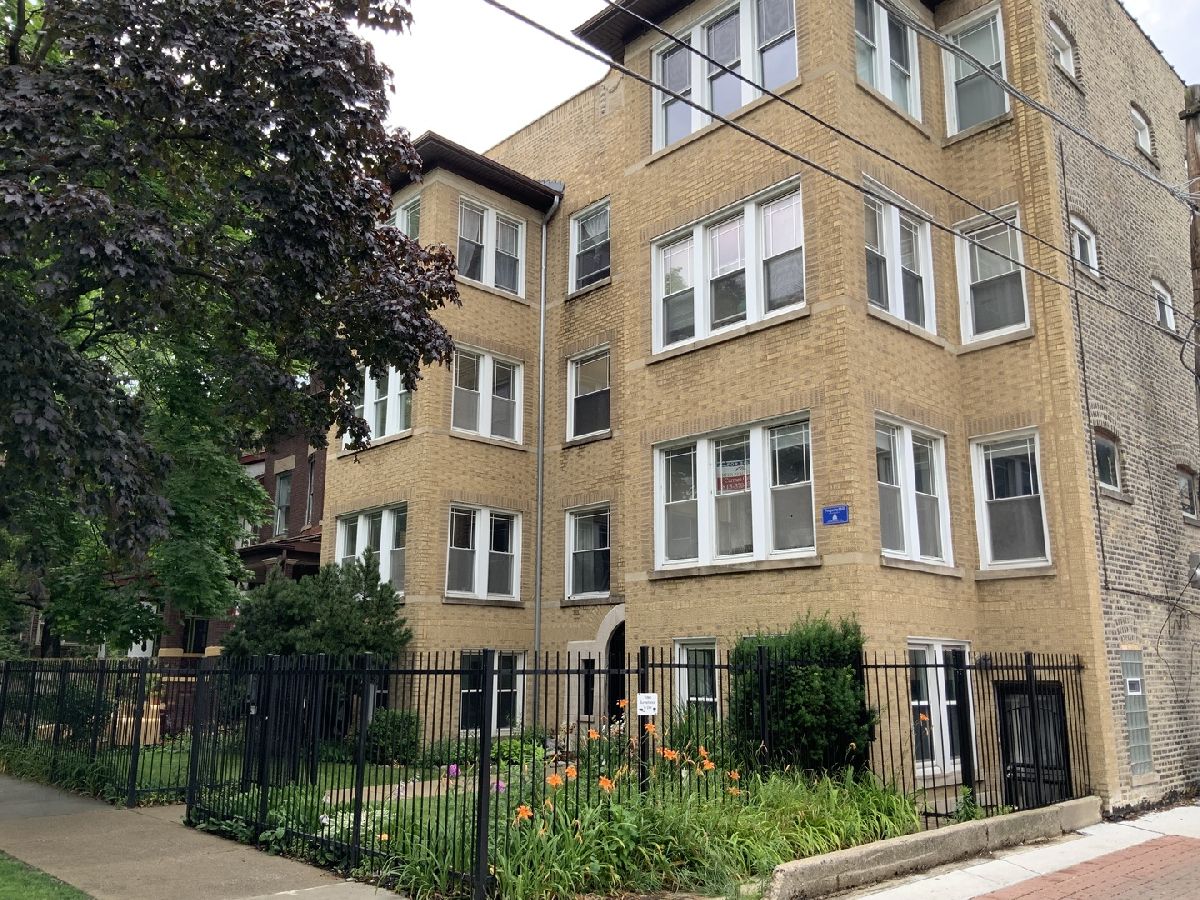 Condominiums & Homes Sold Loyola Park Chicago Illinois, 1218 Albion