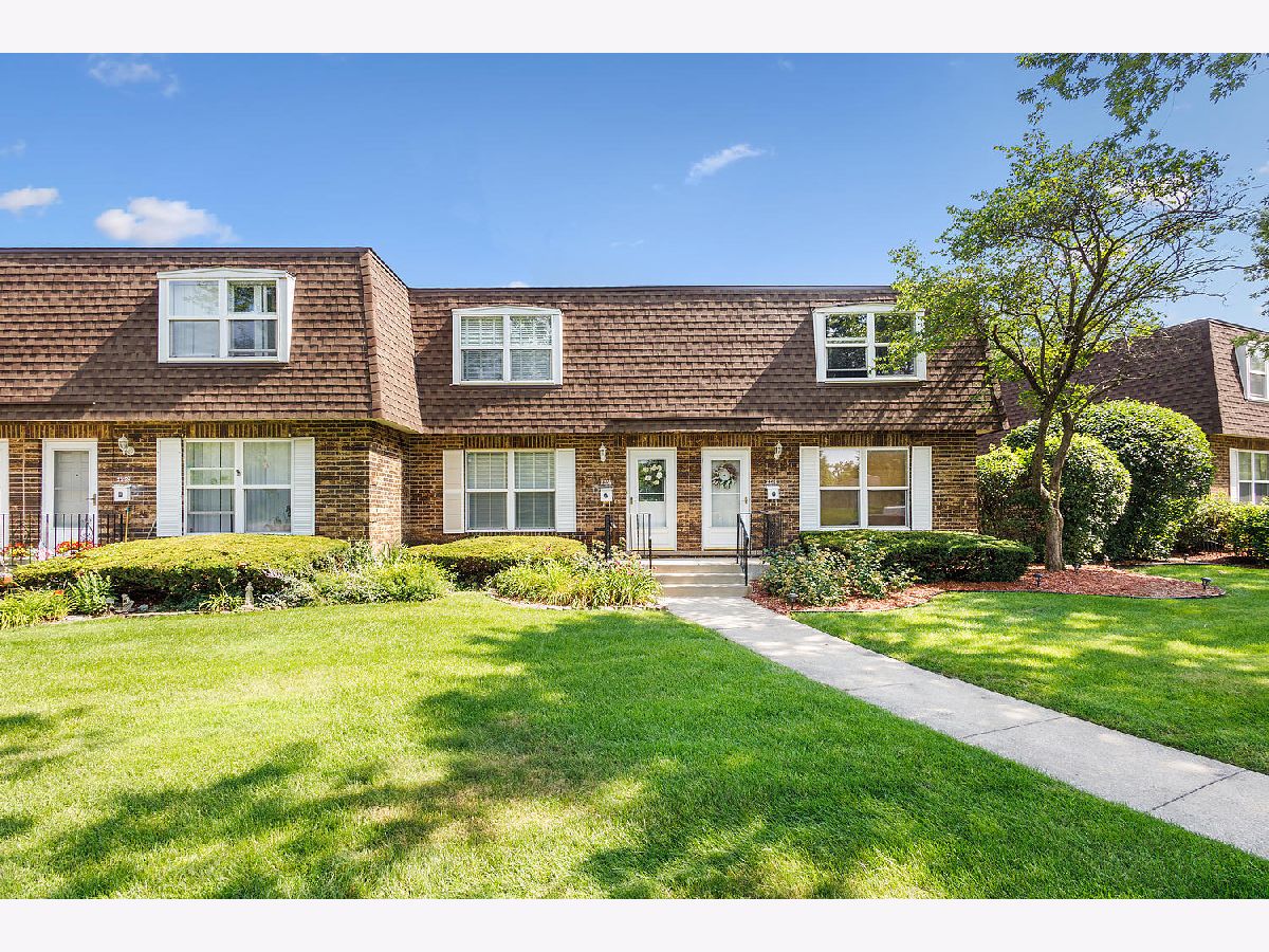 Condos & Townhomes Sold Harwood Court Homewood Illinois, 2256 Heather