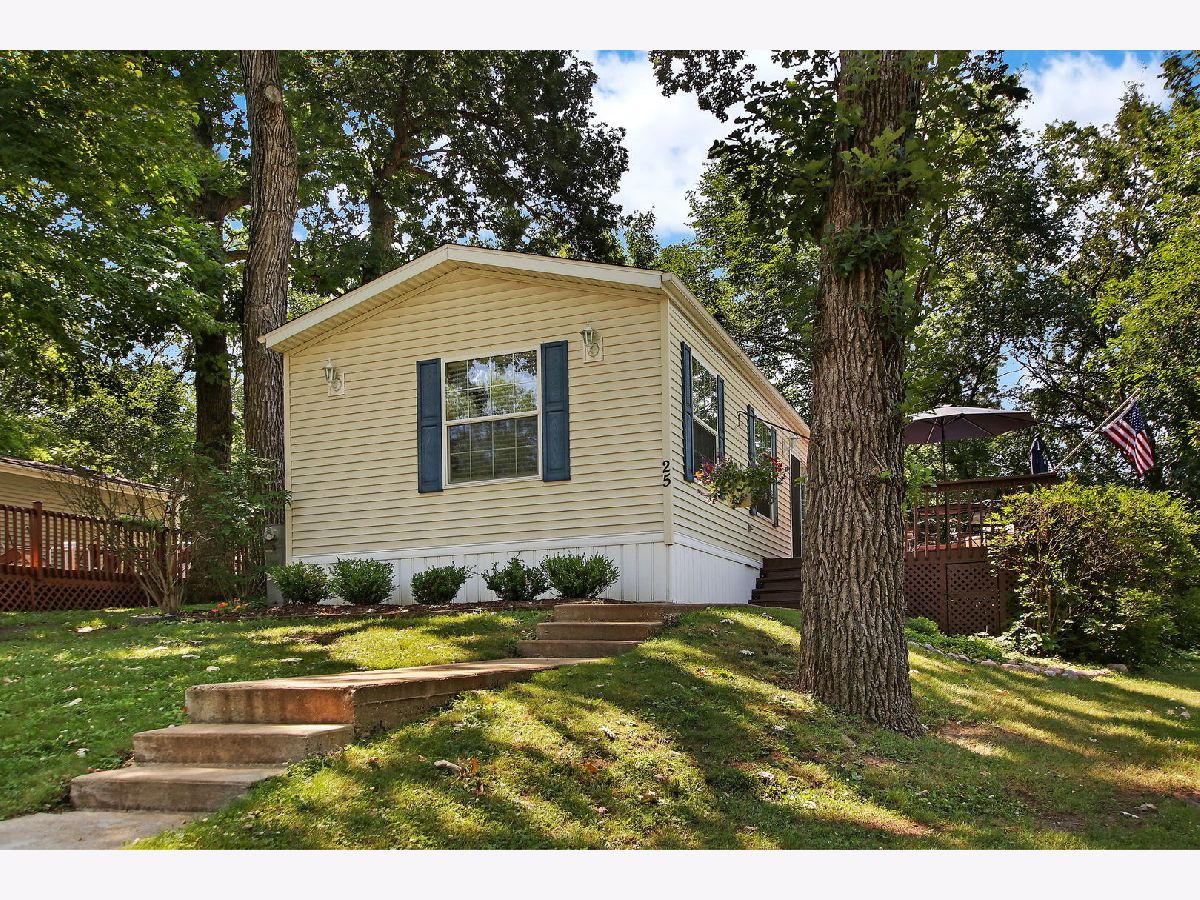 Subdivision Sold Harbor Lites Mchenry Illinois, 1009 Bay