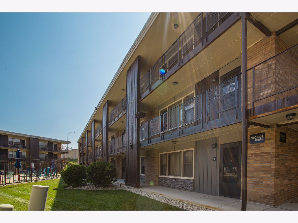  Sold Rosemont Illinois, 9626 Higgins