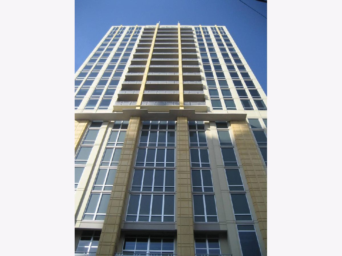 Condominiums Rented River Place On The Park Chicago Illinois, 700 Larrabee