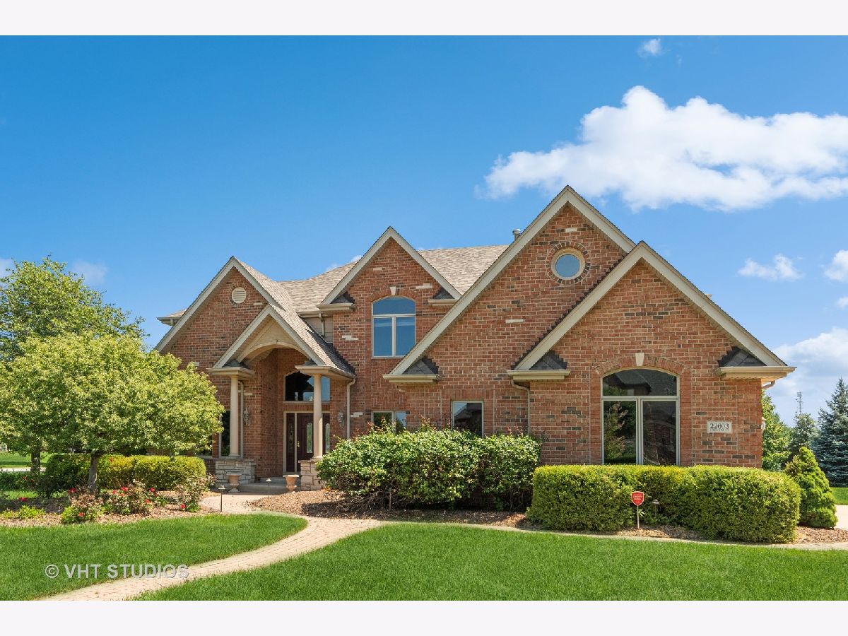 Homes Sold Stonebridge Valley Frankfort Illinois, 22603 Limestone