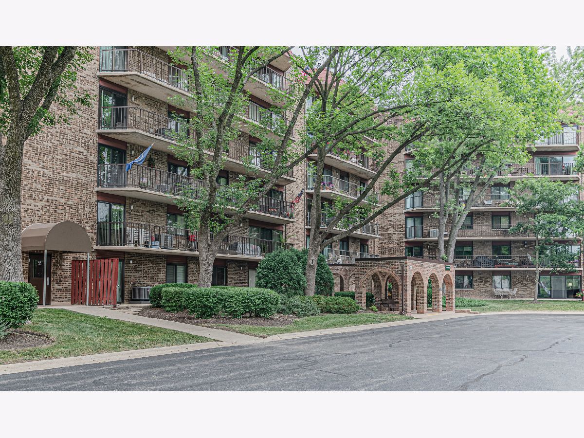 Condominiums Sold Baybrook Palatine Illinois, 35 Baybrook