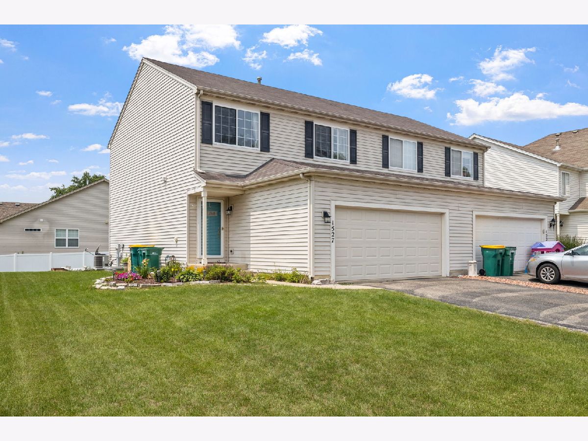 Townhomes Sold Grand Pointe Crossing Lockport Illinois, 1527 Peachtree