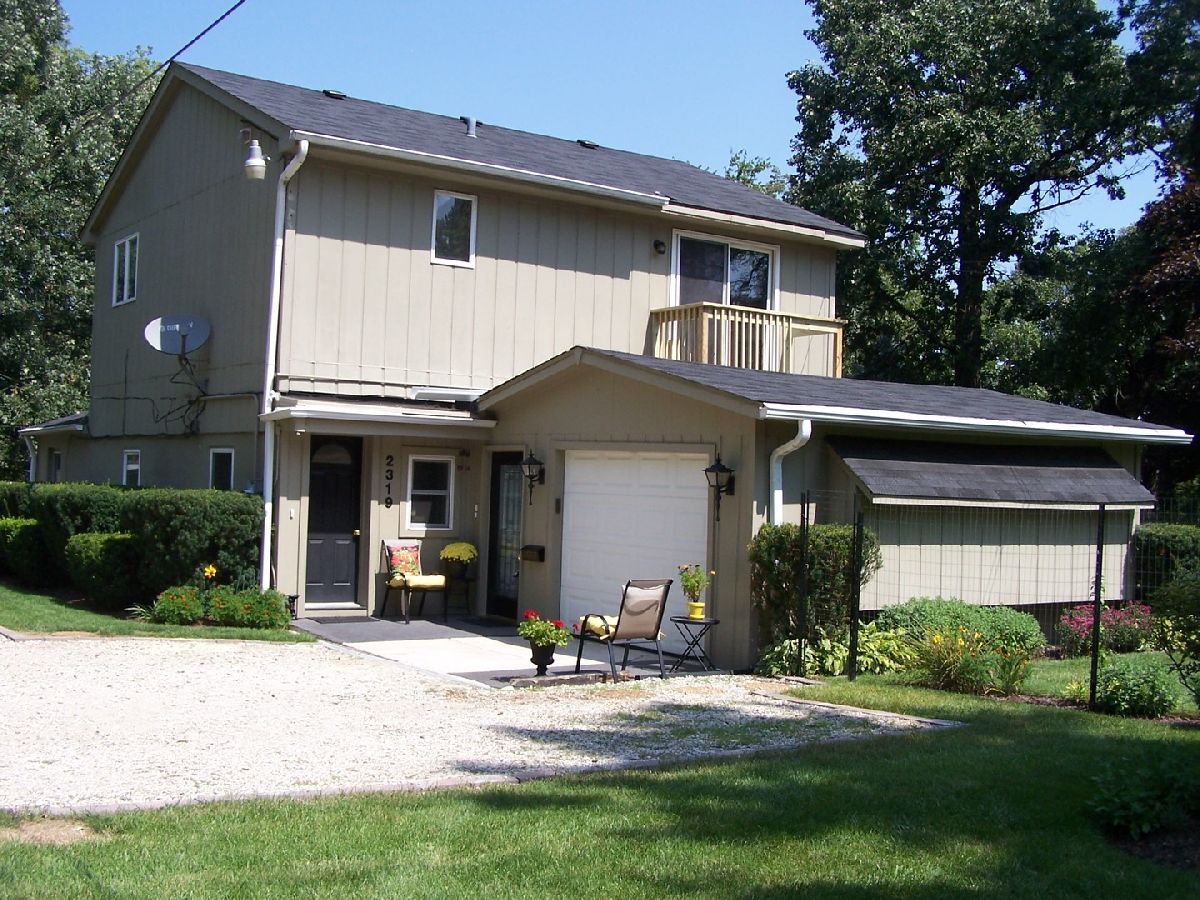 Homes Sold Venetian Gardens Fox River Grove Illinois, 2319 Riverview