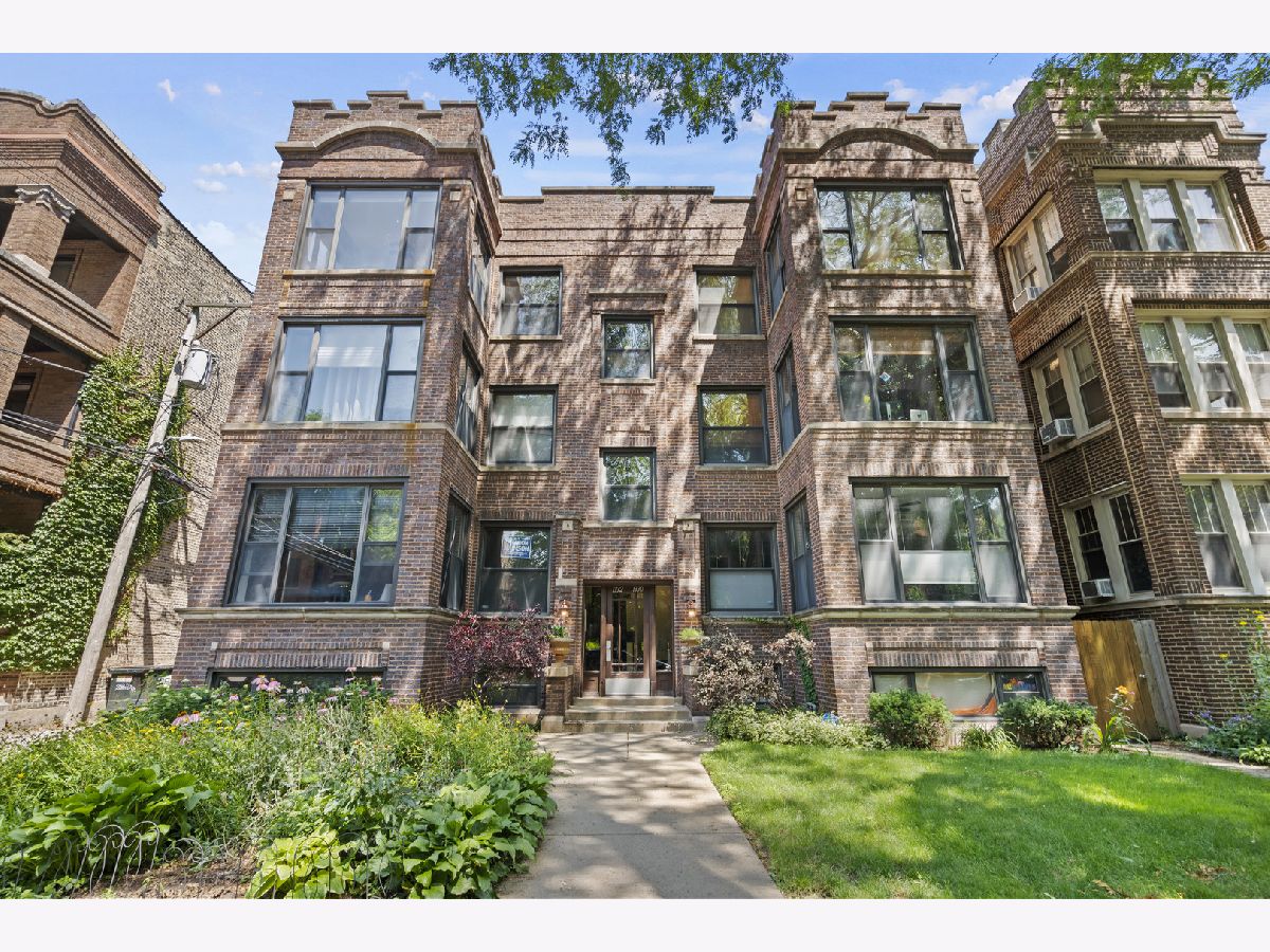 Condominiums & Homes Sold Loyola Park Chicago Illinois, 1332 Albion