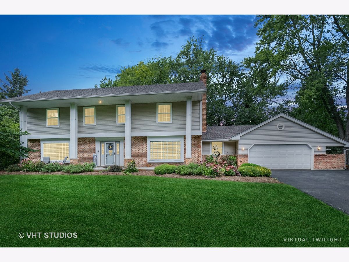 Homes Sold Middlecreek St Charles Illinois, 5N452 Fence Rail