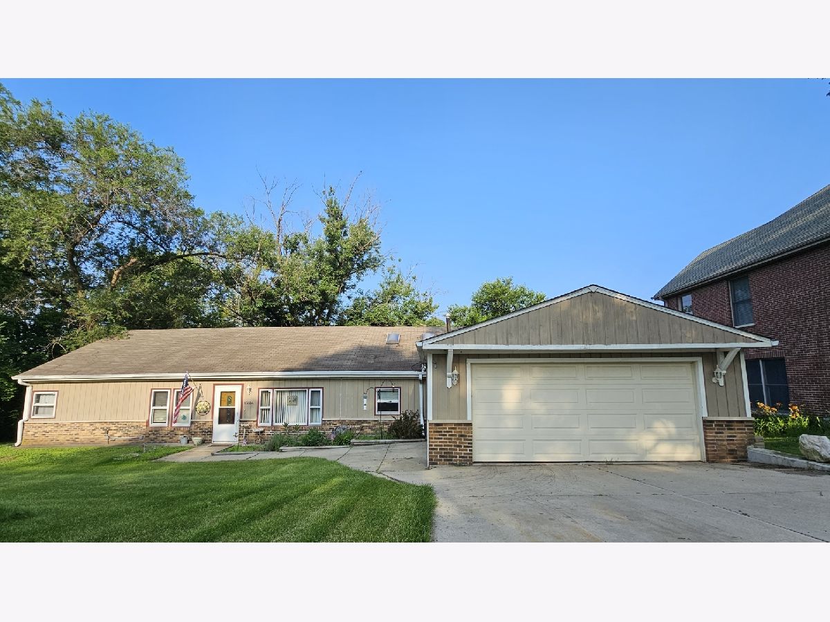 Homes Sold Deluga Woods Orland Park Illinois, 15614 112th