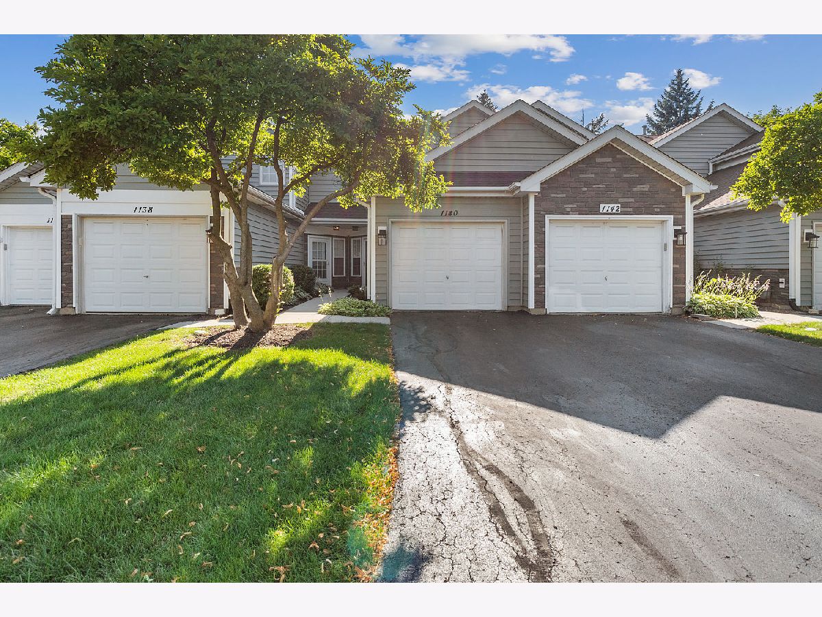 Townhomes & Condos Sold Wellington Court Schaumburg Illinois, 1140 Regency