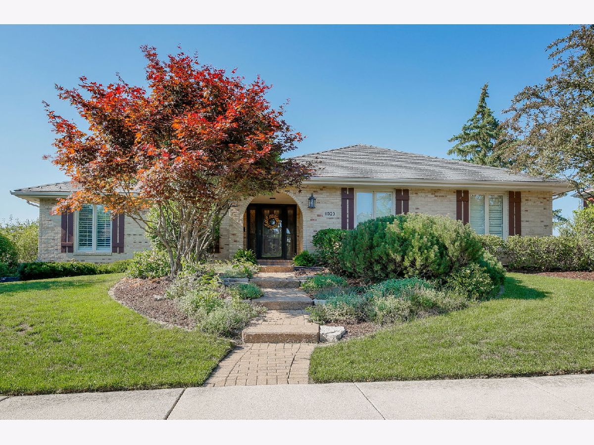 Homes Sold Spring Creek Estates Orland Park Illinois, 11320 Willow Creek