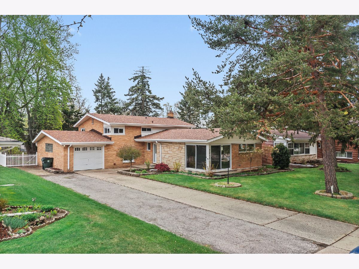 Homes Sold Windsor Heights Arlington Heights Illinois, 1215 Euclid