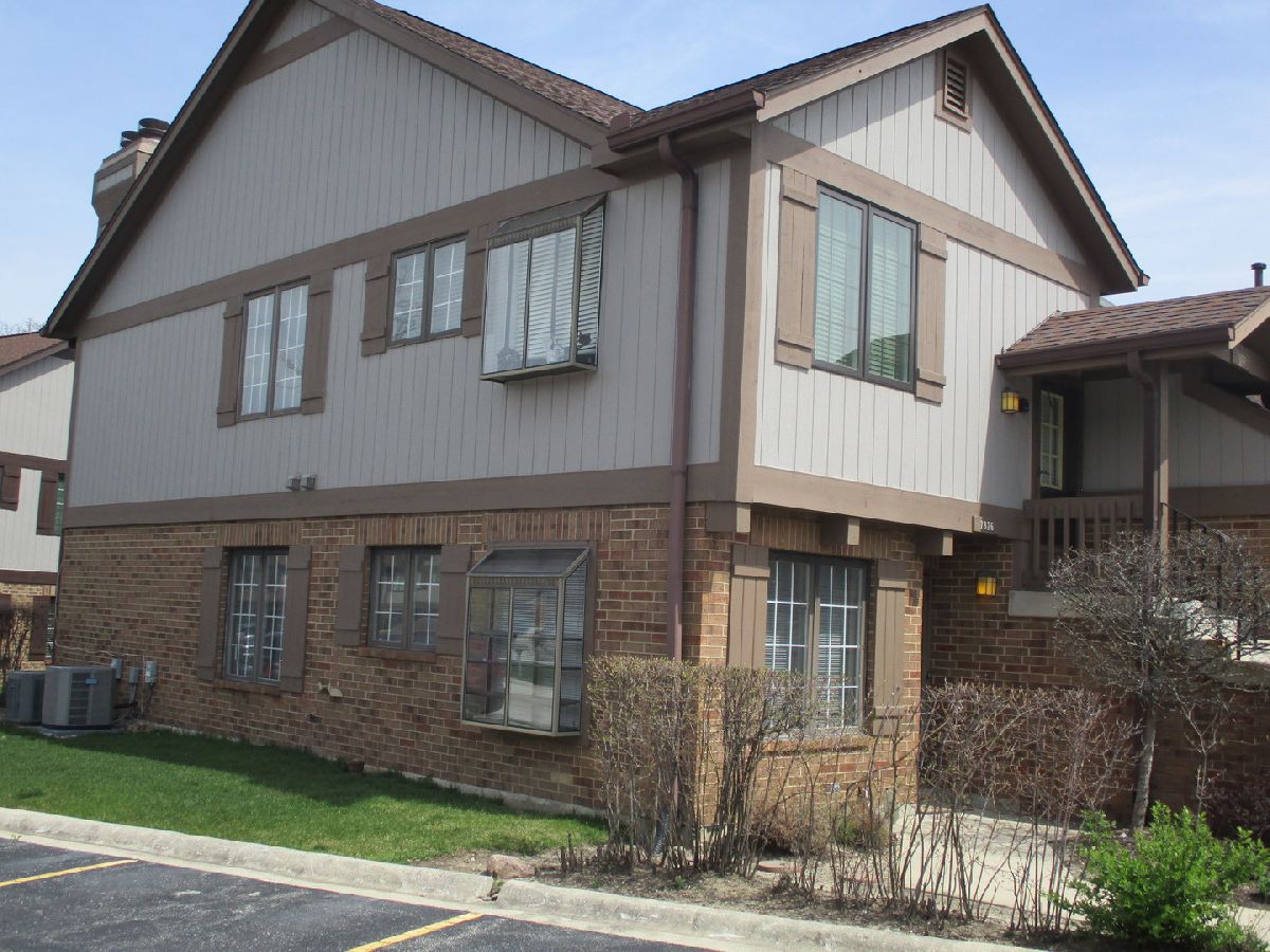 Condos & Townhomes Sold Oak Hills Country Club Palos Heights Illinois, 7826 Arquilla
