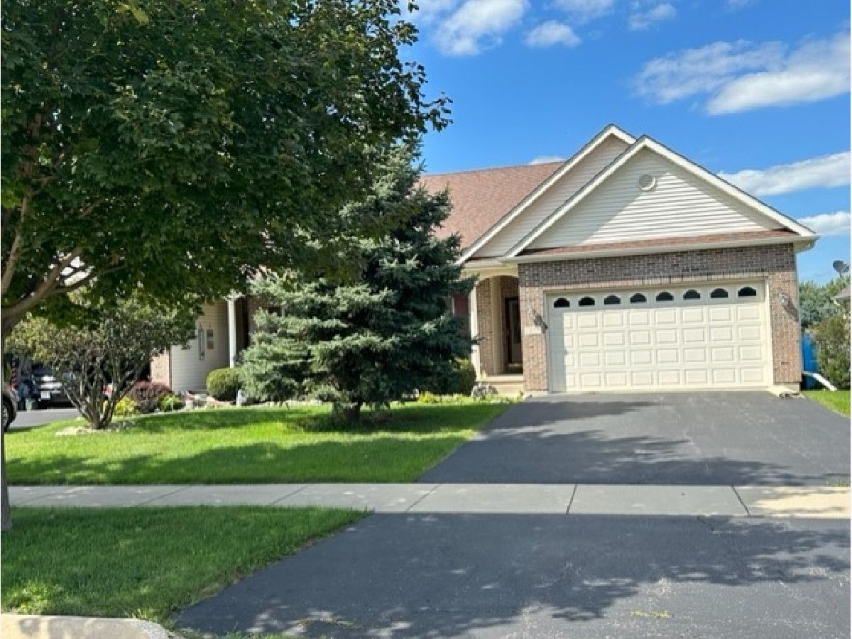 Condos & Townhomes & Homes Sold Robinson Farms Cortland Illinois, 29 South