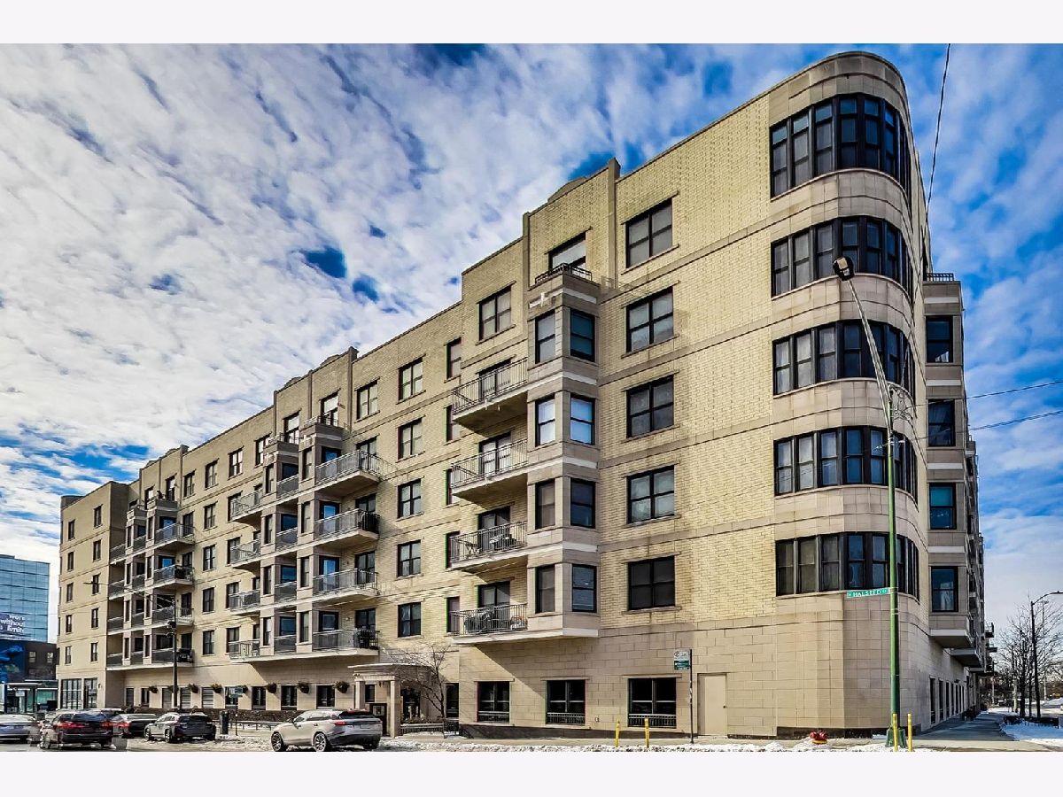 Condominiums Sold The Montrevelle Chicago Illinois, 520 Halsted