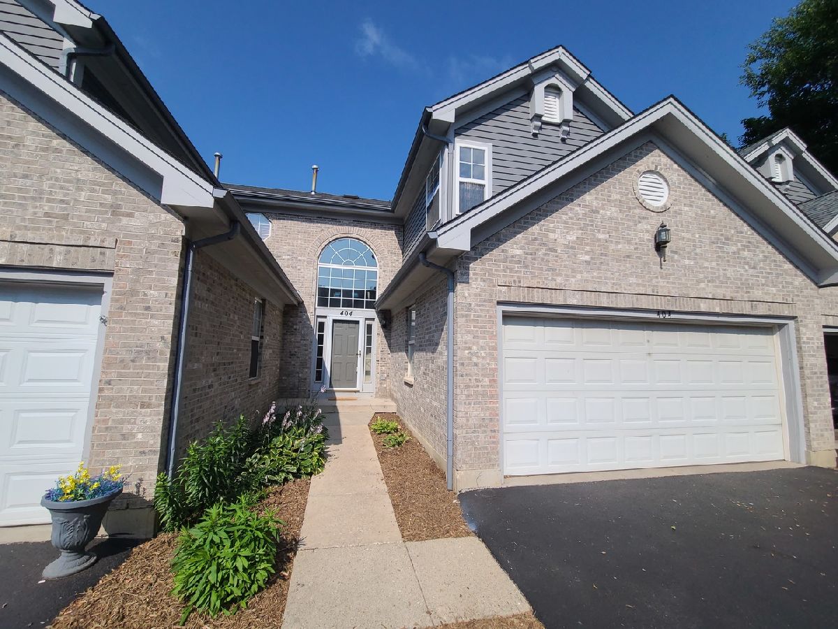 Townhomes & Condos Sold Kresswood Trails Mchenry Illinois, 404 Kresswood