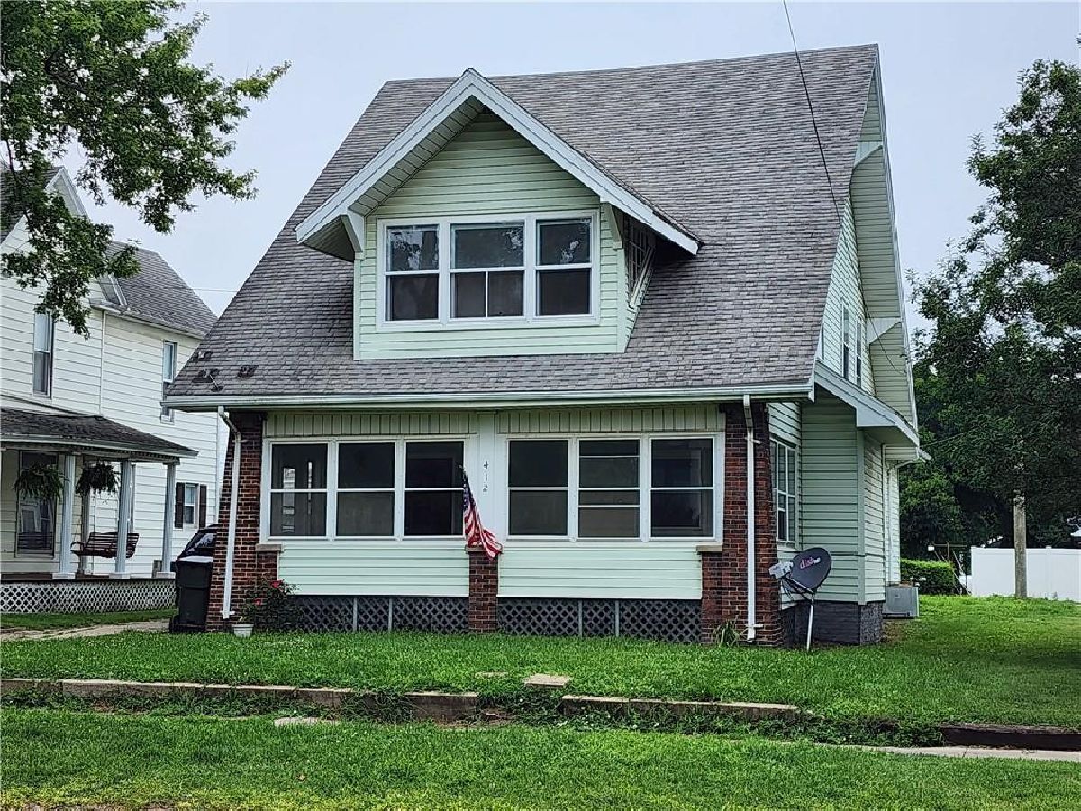  Sold Sullivan , 412 Harrison