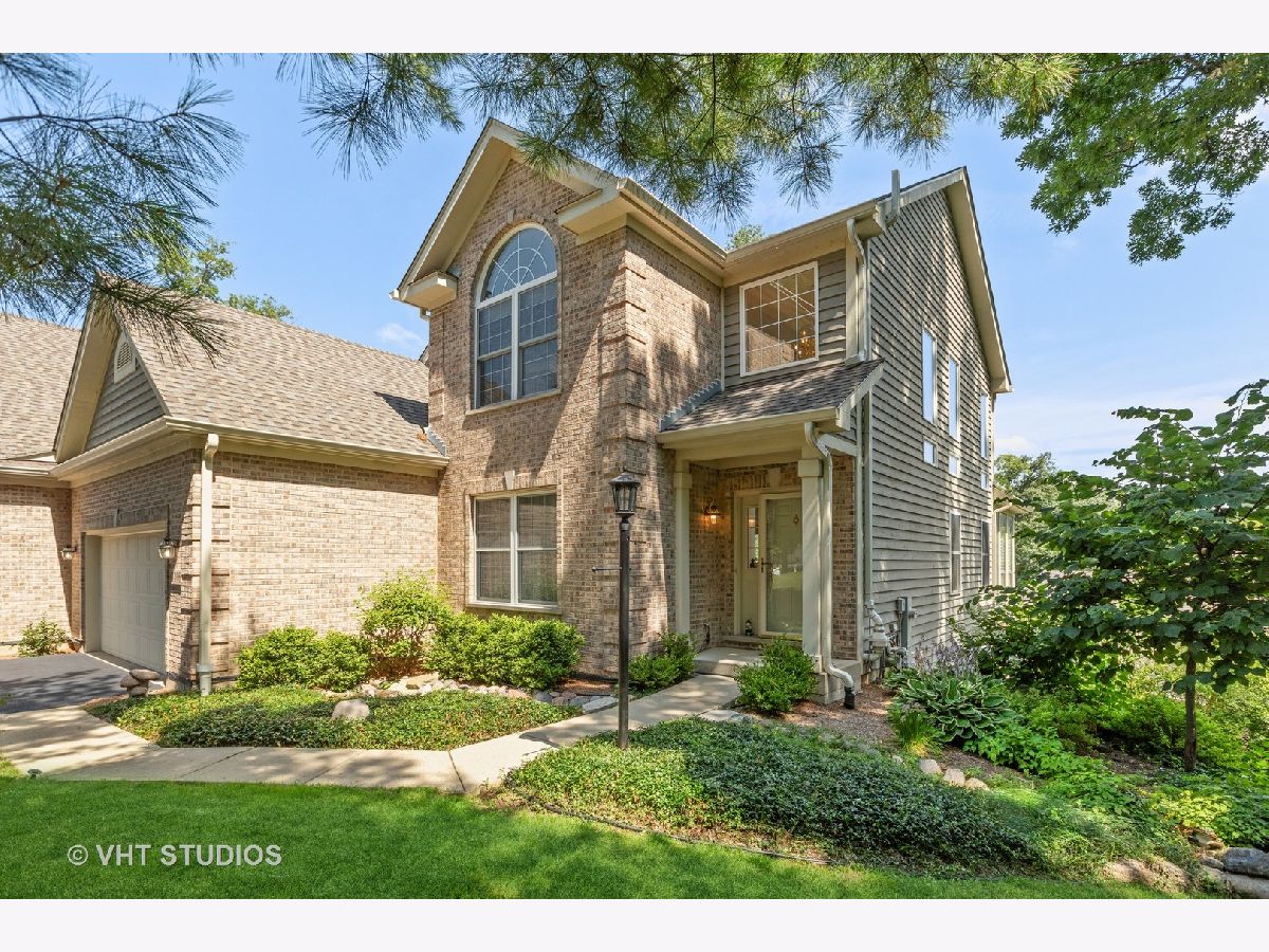 Townhomes Sold Villas At Bull Valley Woodstock Illinois, 1406 White Oak