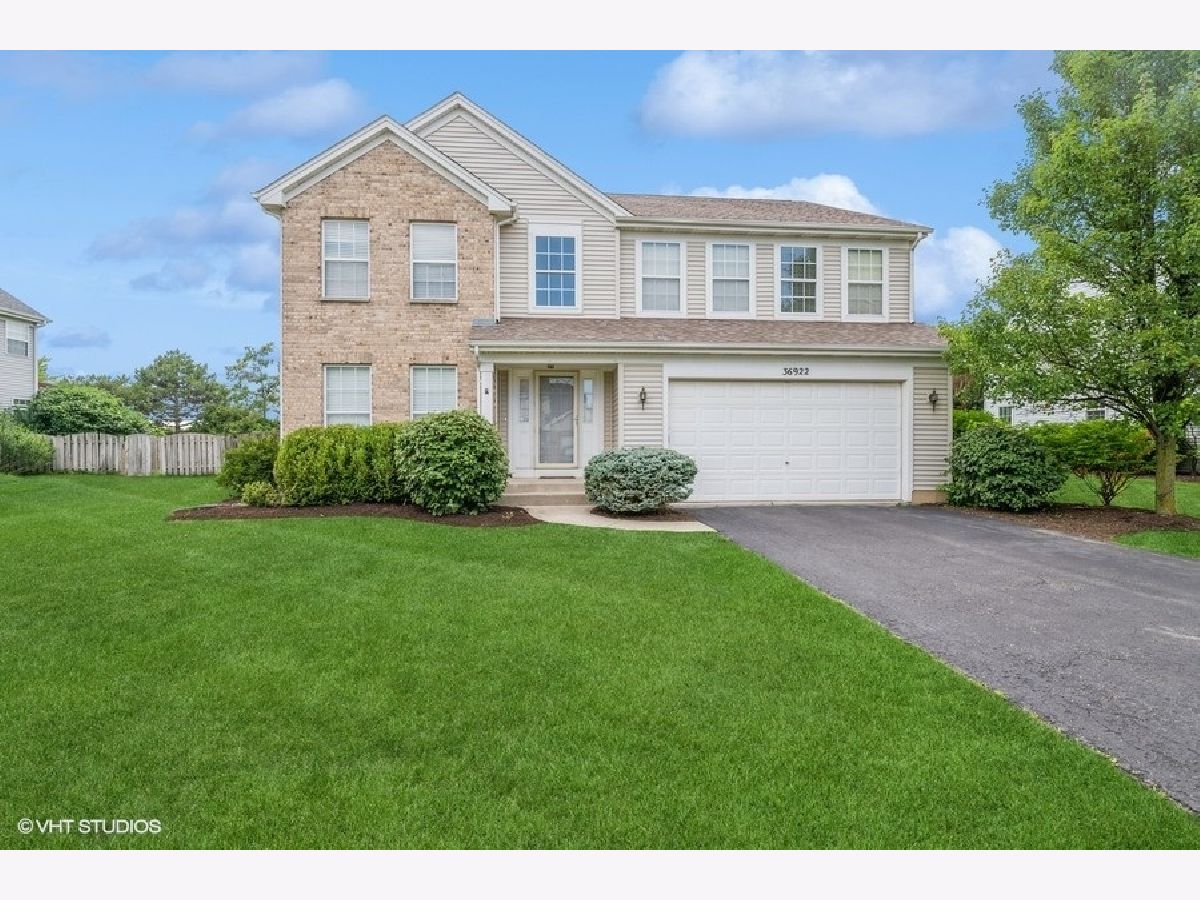 Homes Sold Deerpath Lake Villa Illinois, 36922 Wildberry