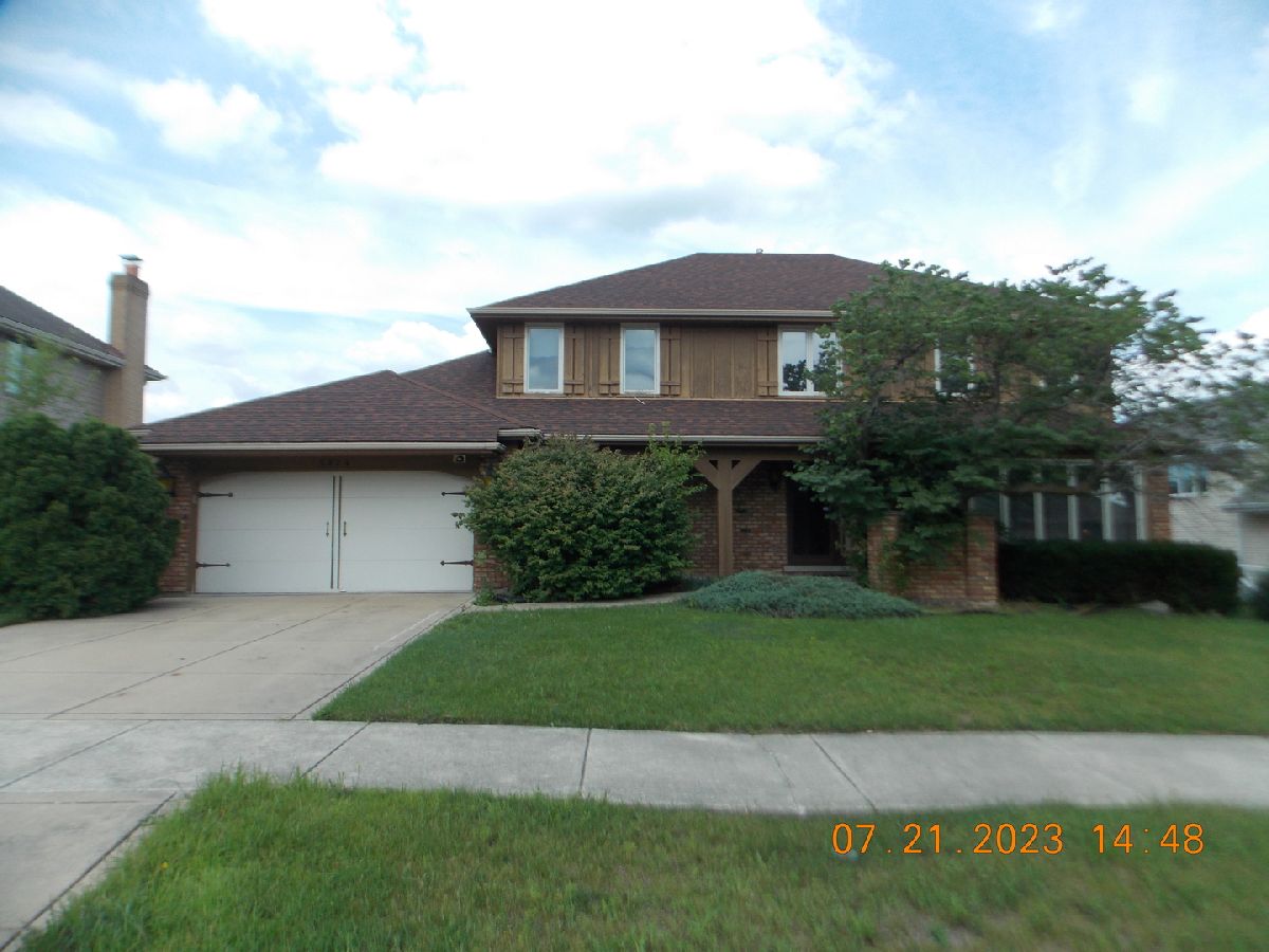 Condominiums & Homes Sold Mill Creek Palos Park Illinois, 9824 Circle